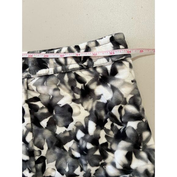 Isaac Mizrahi Soho Petite Quilted Knit Jacquard Skort PITCH BLACK NWOT SIZE 5XP - Picture 10 of 10